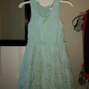 Girls dress